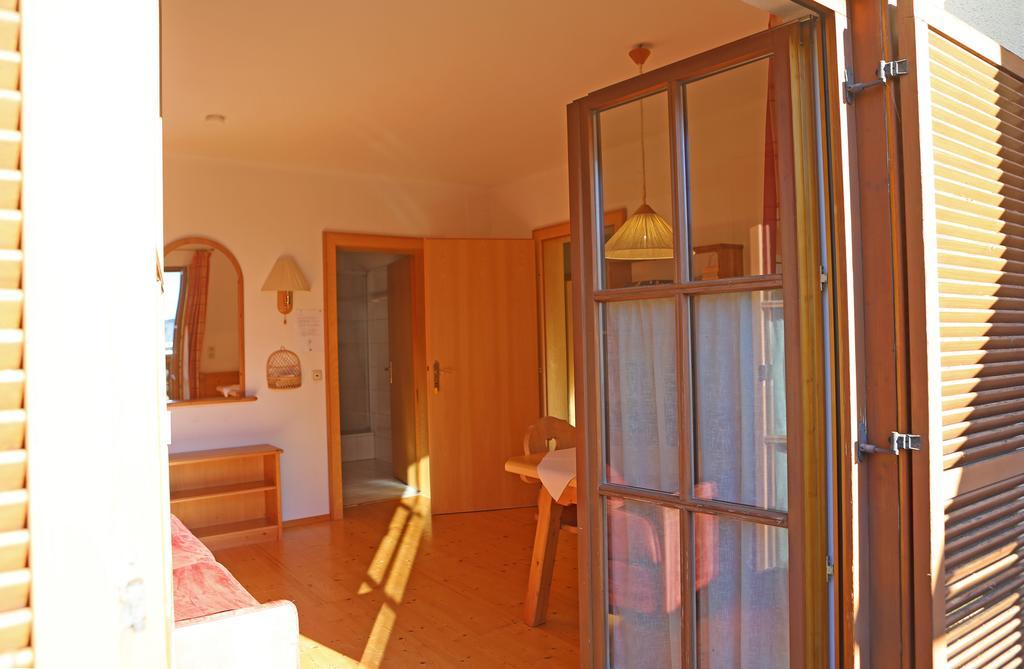 Haus Leopold Apartment Gosau Room photo