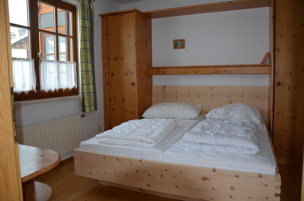 Haus Leopold Apartment Gosau Exterior photo